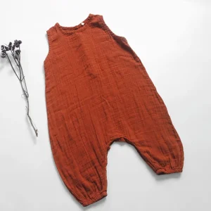 salopette rouge bébé